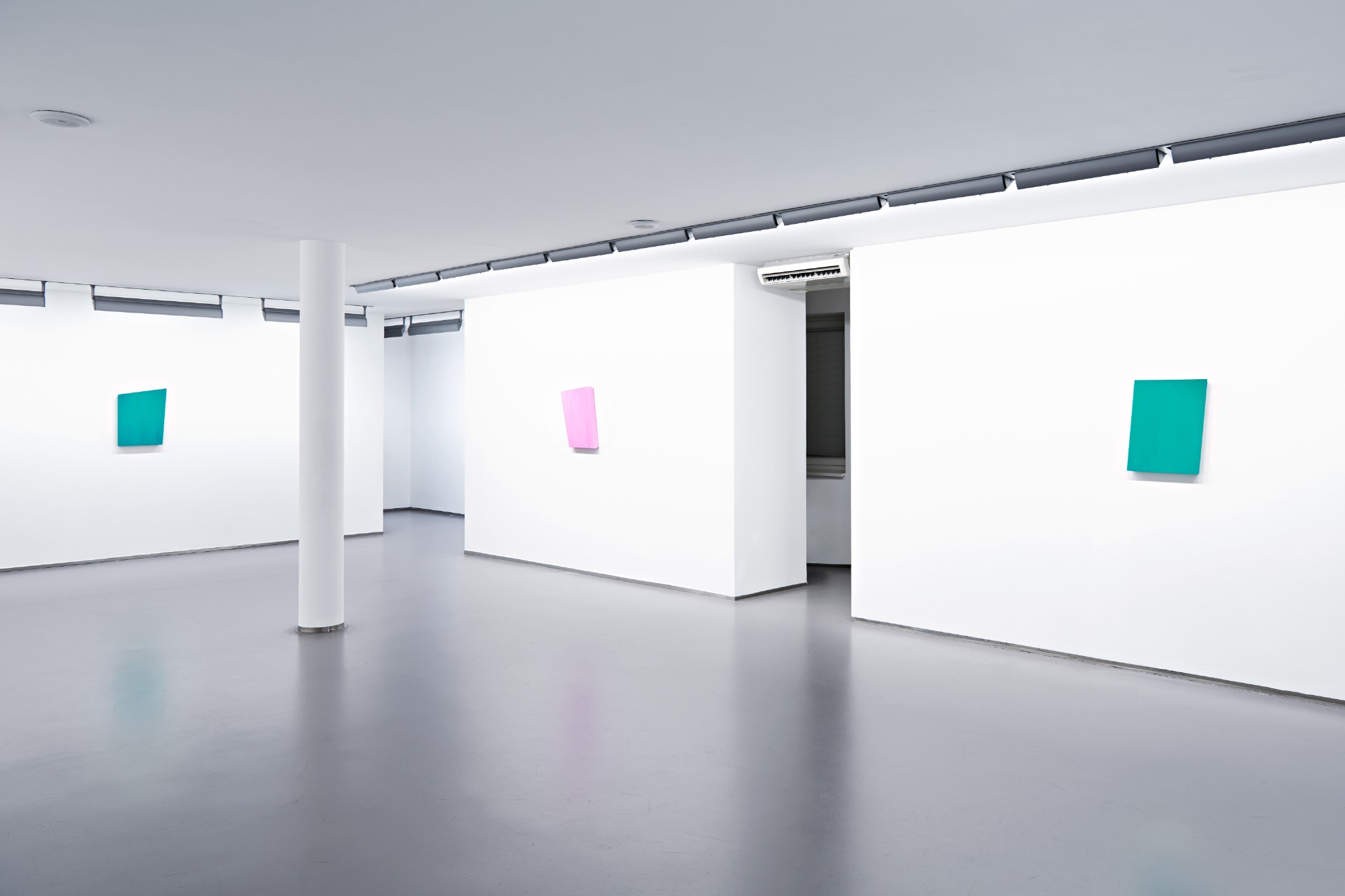 Madeleine Boschan, The enormous room, Exhibition view, 2019
