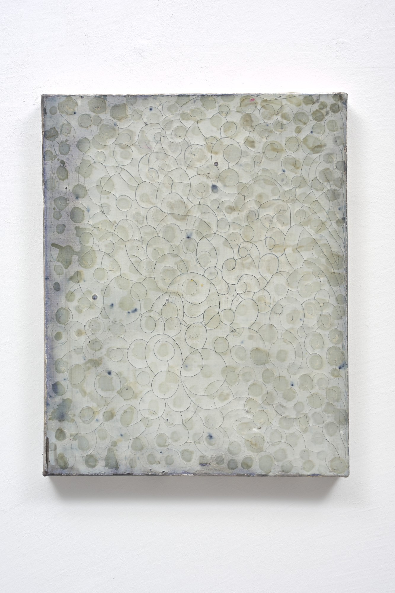 Myriam Holme, gedankengrau, 2018, soap, ink on canvas, 50 x 40 cm