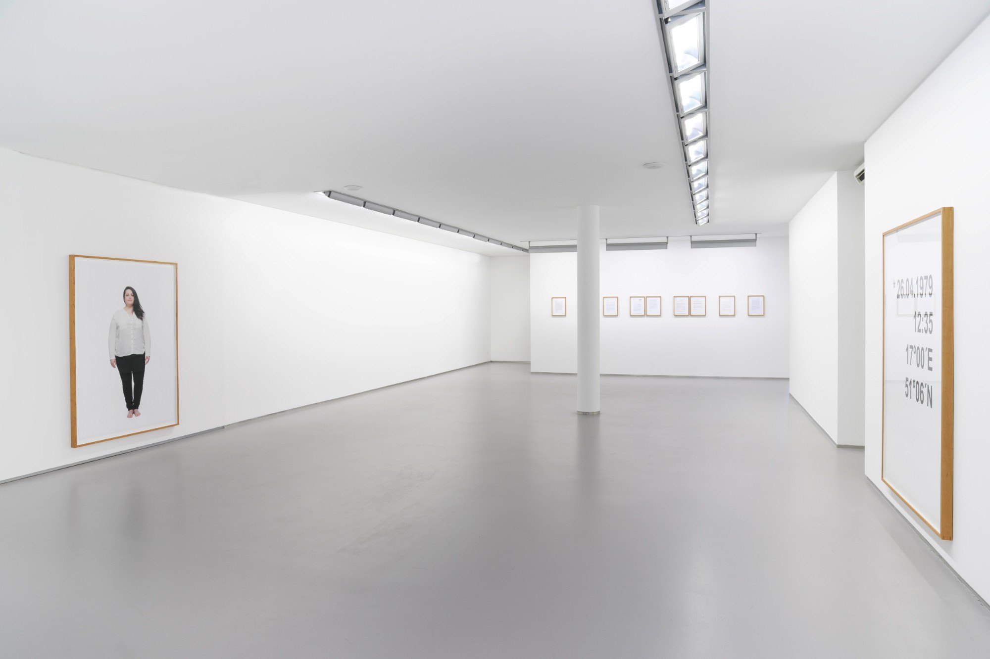 Patrycja German, 26.04.1979, 12:35 Uhr, 1°00 E, 51°06  N, Exhibition view, 2016