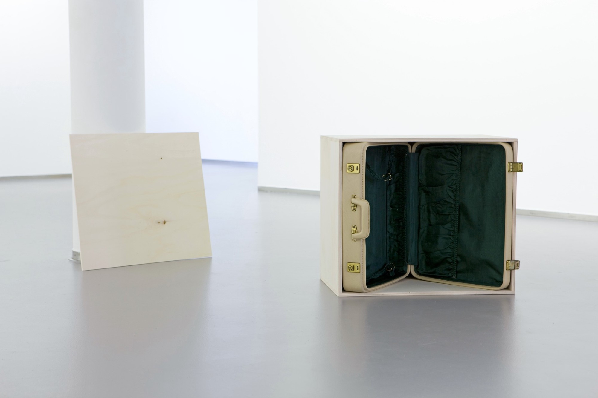 Anna Kolodziejska, untitled (TV), 2010, plywood, suitcase, 45 x 62 x 41 cm
