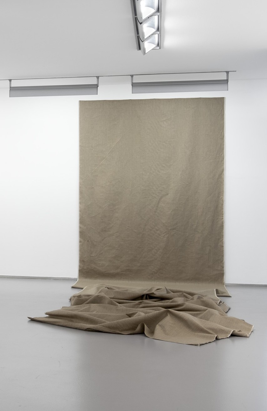 Anna Kolodziejska, Faltung, 2017, canvas, 1000 x 200 cm